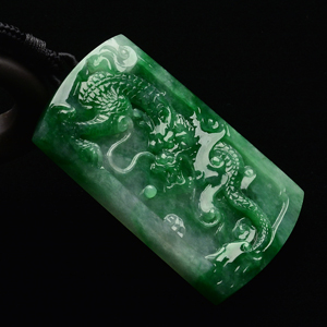 糯冰种阳绿龙牌