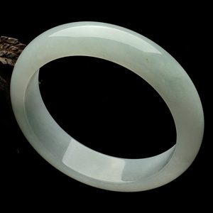 糯冰种晴水手镯(59.4mm)