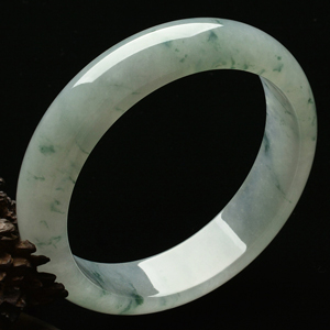 糯冰种飘花手镯（61.5mm）