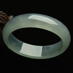 (超值推荐)冰种晴水贵妃手镯(58.6-51mm)