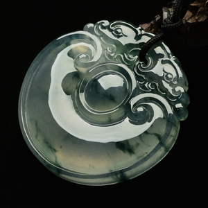 冰玻种飘花双龙如意挂件