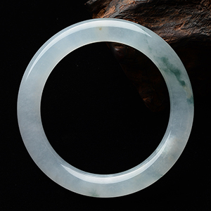 (超值推荐)冰种飘花圆条手镯(56.6mm)
