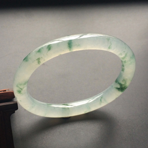 冰种飘花圆条贵妃镯(58.5mm-51mm)