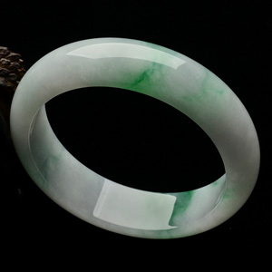 糯冰种飘翠手镯（56.5mm）