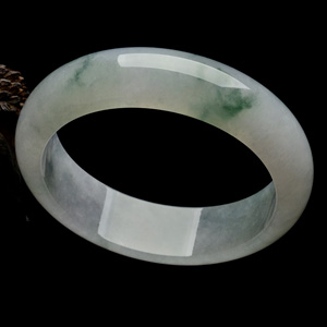 (超值推荐)糯冰种飘花手镯（59mm）