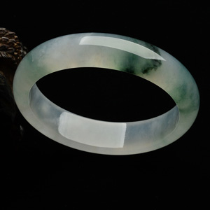 （超值推荐）冰种飘花贵妃镯（58.2mm-50.7mm ）