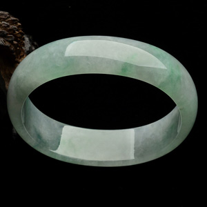 （超值推荐）糯冰种飘花贵妃镯（53.5mm-44.7mm）