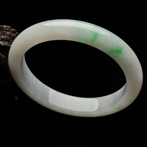 （超值推荐）糯冰种略飘翠手镯（60mm）