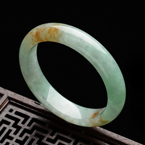 糯冰种豆绿带黄翡(52.2mm)
