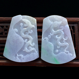 糯冰种淡春带彩仿古龙凤牌挂件（一对）