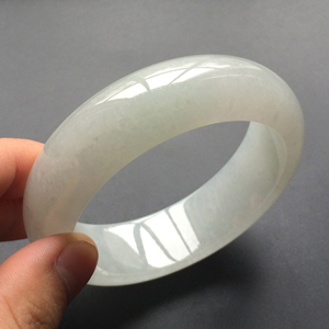 糯冰种白色手镯(58mm)