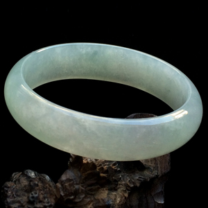 （超值推荐）糯冰种晴水贵妃镯（54.3mm-48.3mm）