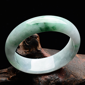 (超值推荐)糯冰种飘花手镯(56mm)