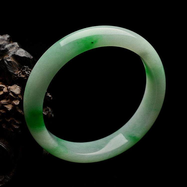 （超值推荐）糯冰种飘翠手镯（58.5mm）