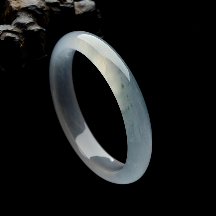 （超值推荐）冰种略飘花贵妃镯（52mm-46.6mm）