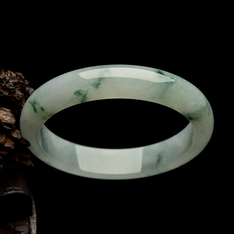 （超值推荐）糯冰种飘花手镯（57mm ）