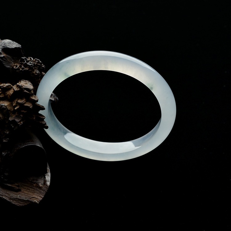 （超值推荐）冰种略飘花贵妃镯（53mm-47mm）