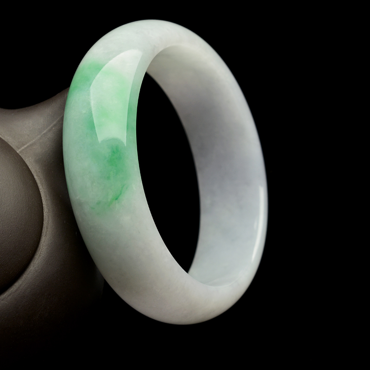 糯冰种飘翠手镯（57mm ）