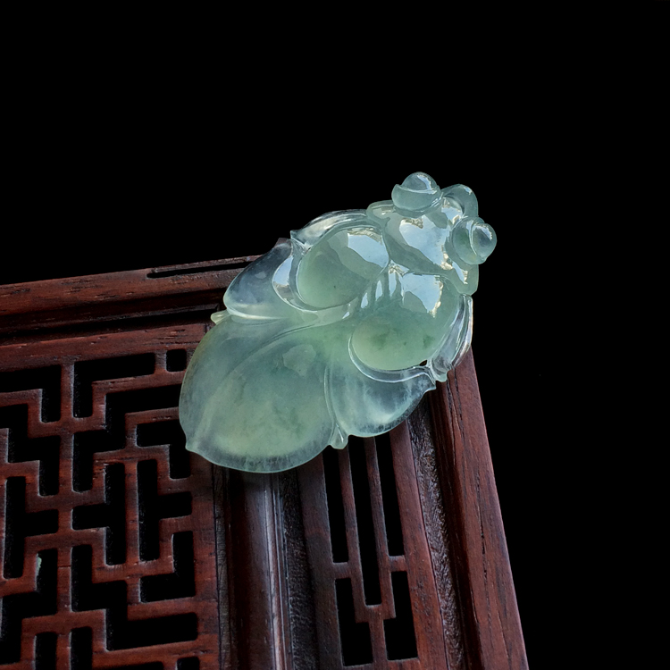 （超值推荐）冰种飘花金鱼挂件
