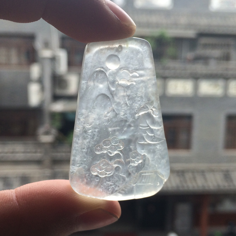 (超值推荐)冰玻种无色望月怀远挂件