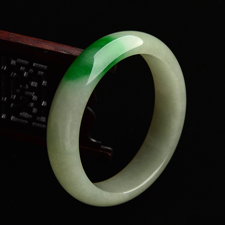 （超值推荐）糯冰种黄加绿手镯（58.7mm）