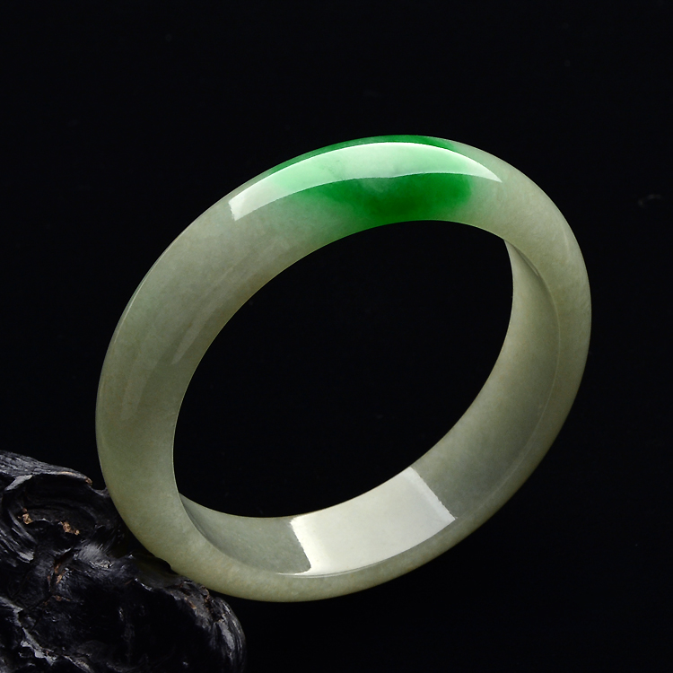 （超值推荐）糯冰种黄加绿手镯（58.7mm）