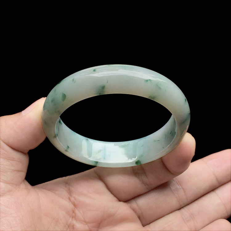 （超值推荐）糯冰种飘花手镯(58mm)