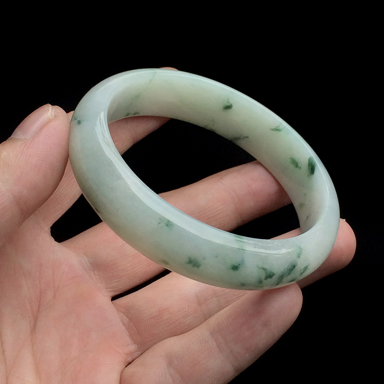 （超值推荐）糯冰种飘花手镯(58mm)