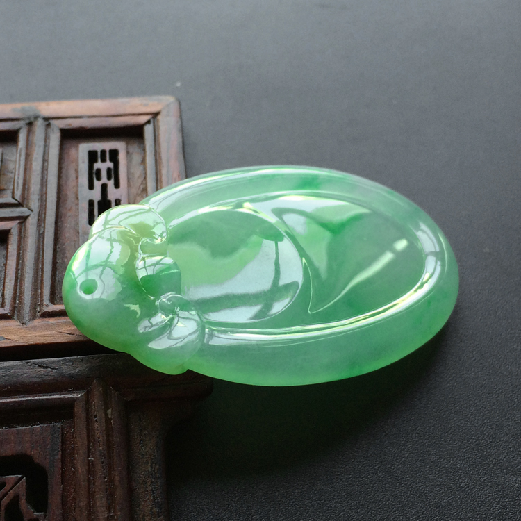 (超值推荐)糯冰种飘翠福在眼前挂件