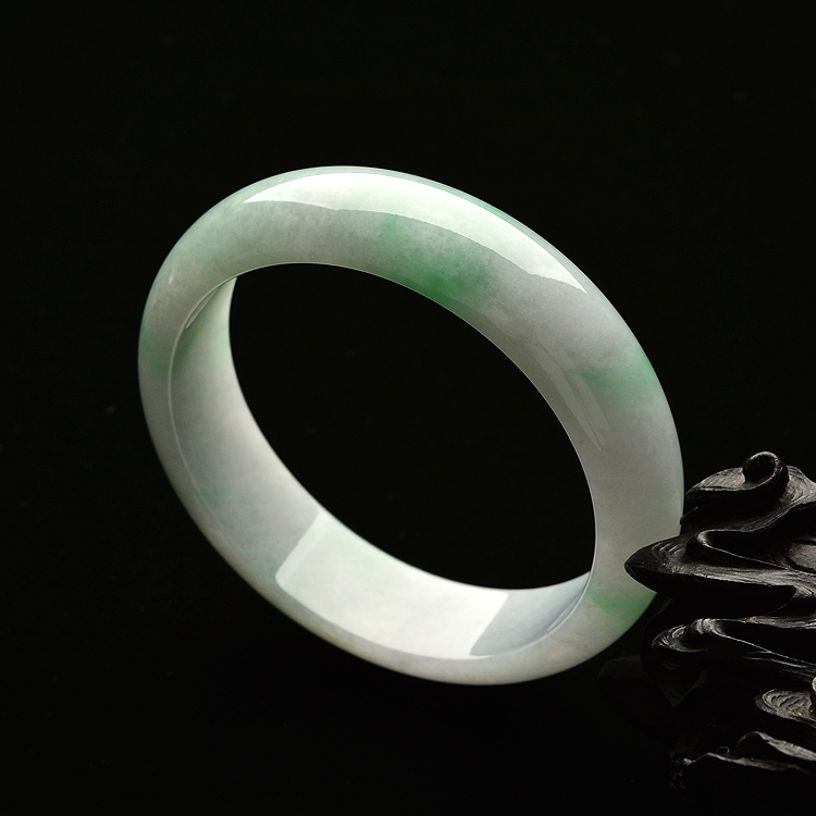 （超值推荐）糯冰种飘翠手镯（57mm）