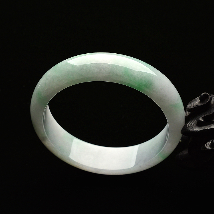 （超值推荐）糯冰种飘翠手镯（57mm）