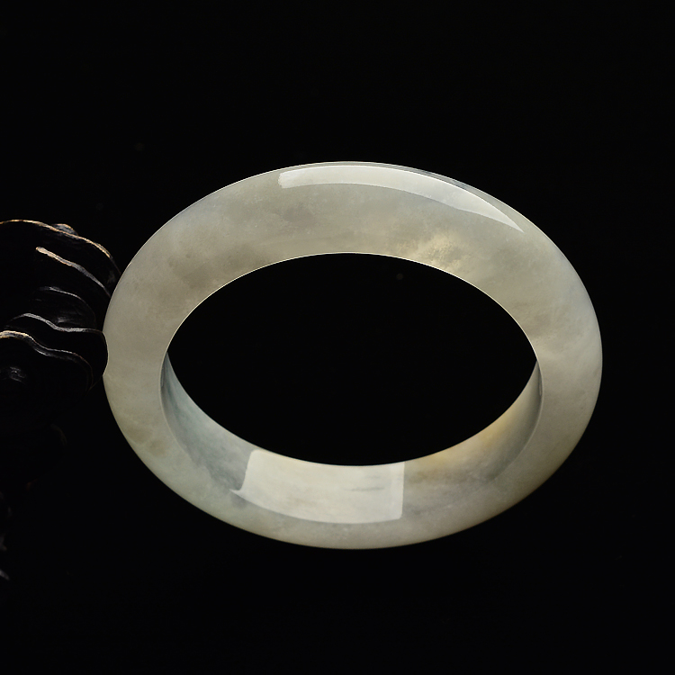 （超值推荐）糯冰种黄翡手镯（55mm）