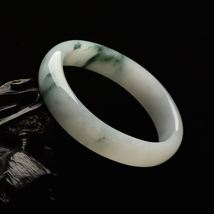 糯冰种飘花贵妃镯（54.5mm-46.4mm）