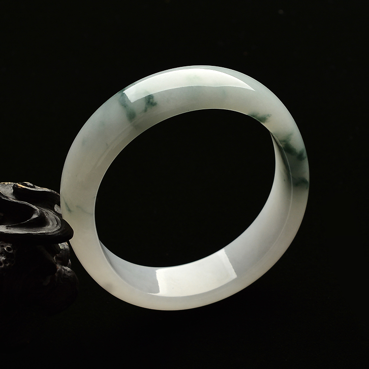 糯冰种飘花贵妃镯（54.5mm-46.4mm）