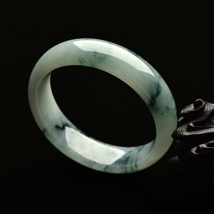 （超值推荐）糯冰种飘花手镯（58mm）