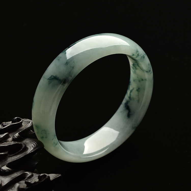 （超值推荐）糯冰种飘花手镯（58mm）