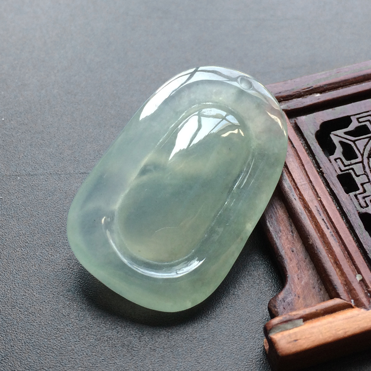 (超值推荐)冰种淡晴水一马当先挂件