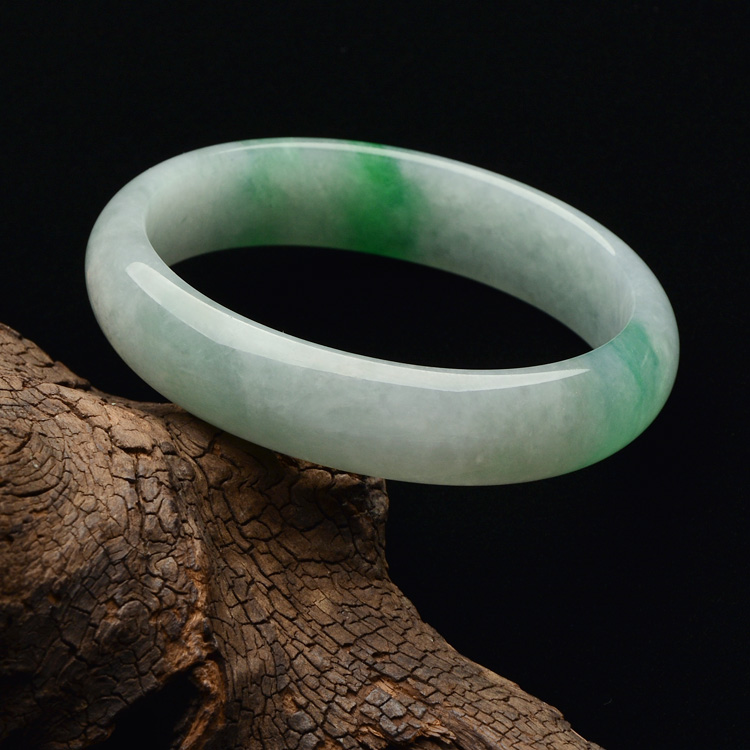 （超值推荐）糯冰种飘翠贵妃镯（55mm-48.2mm）