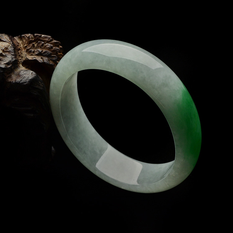 （超值推荐）糯冰种飘翠贵妃镯（54mm-46.3mm）