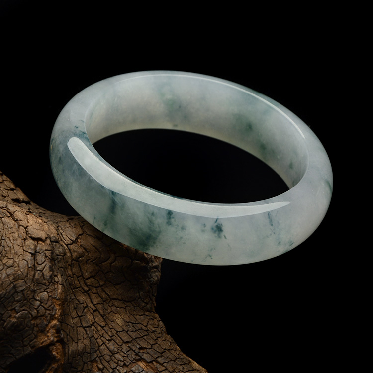（超值推荐）糯冰种飘花手镯（52.5mm）