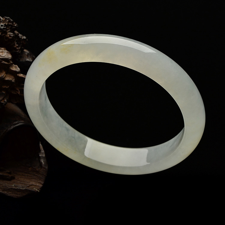 (超值推荐)冰种淡黄翡手镯（57mm）