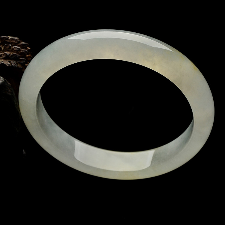 (超值推荐)冰种淡黄翡手镯（57mm）
