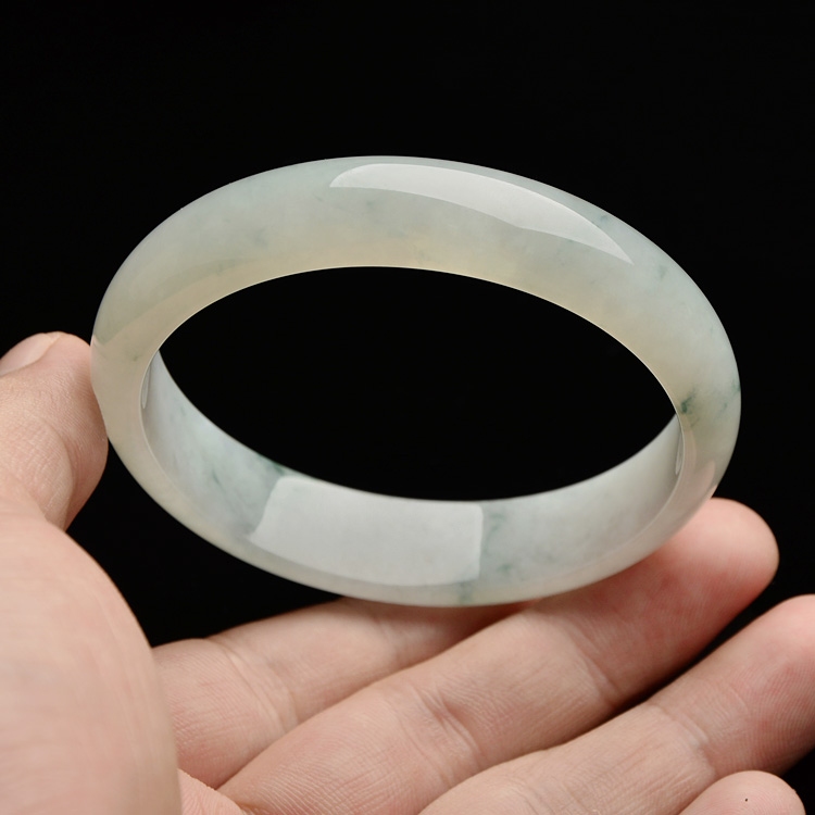 （超值推荐）糯冰种飘花手镯（57.8mm）