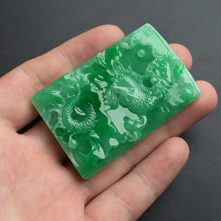 （超值推荐）糯冰种阳绿龙牌挂件