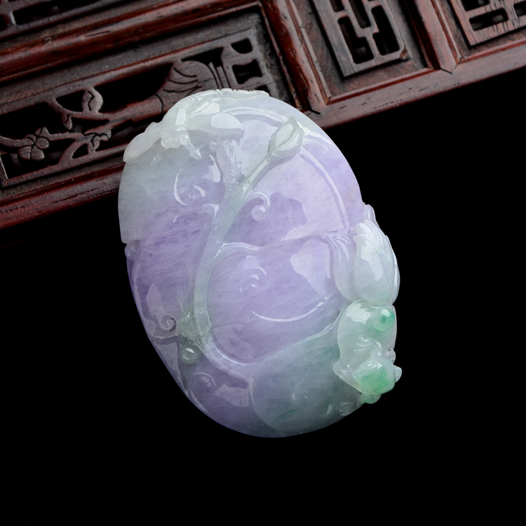 （超值推荐）糯冰种淡春带彩亭亭玉立挂件