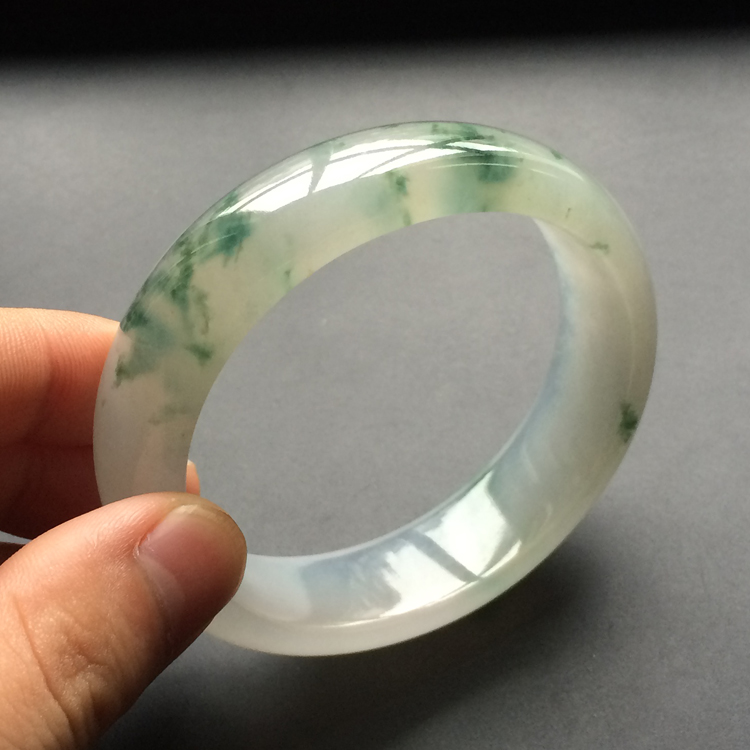 冰种飘花贵妃镯(58.6mm-53.6mm)