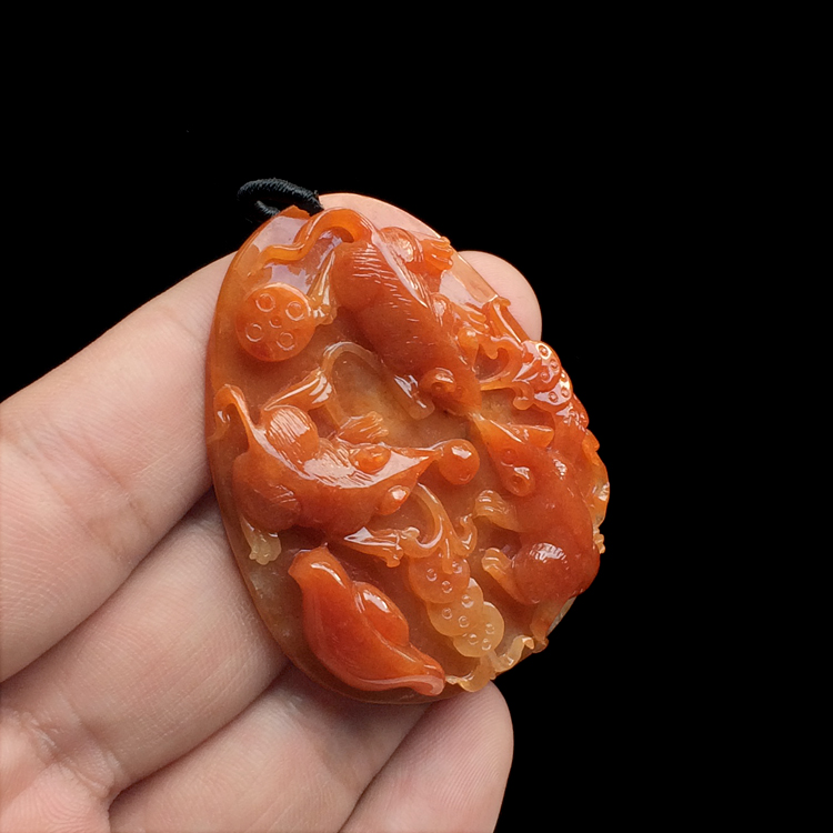 糯冰种红黄翡玉鼠运财挂件