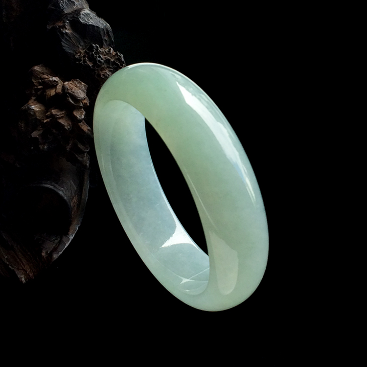 糯冰种晴水贵妃镯（57mm-53.2mm）
