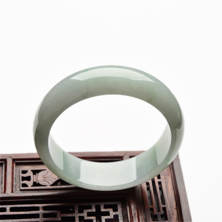 糯冰种晴水手镯（58.4mm）