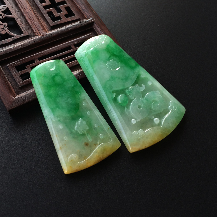 (超值推荐)糯冰种黄加绿悟道/龙牌挂件(一对)